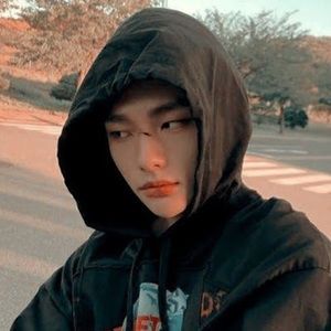 Meet your Posher, Mae